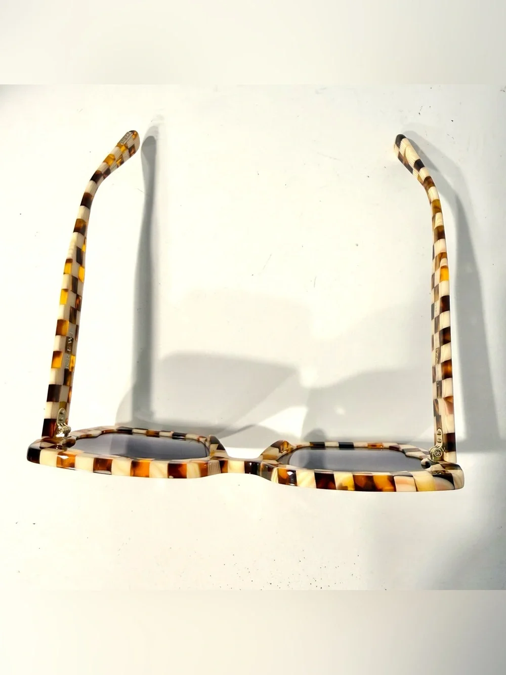 KREWE Elizabeth Tortoise Shell Square Sunglasses Women’s Discontinued